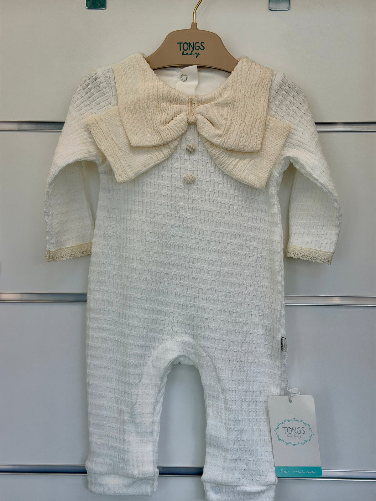 Tongs Baby Romper with Collar – Cream