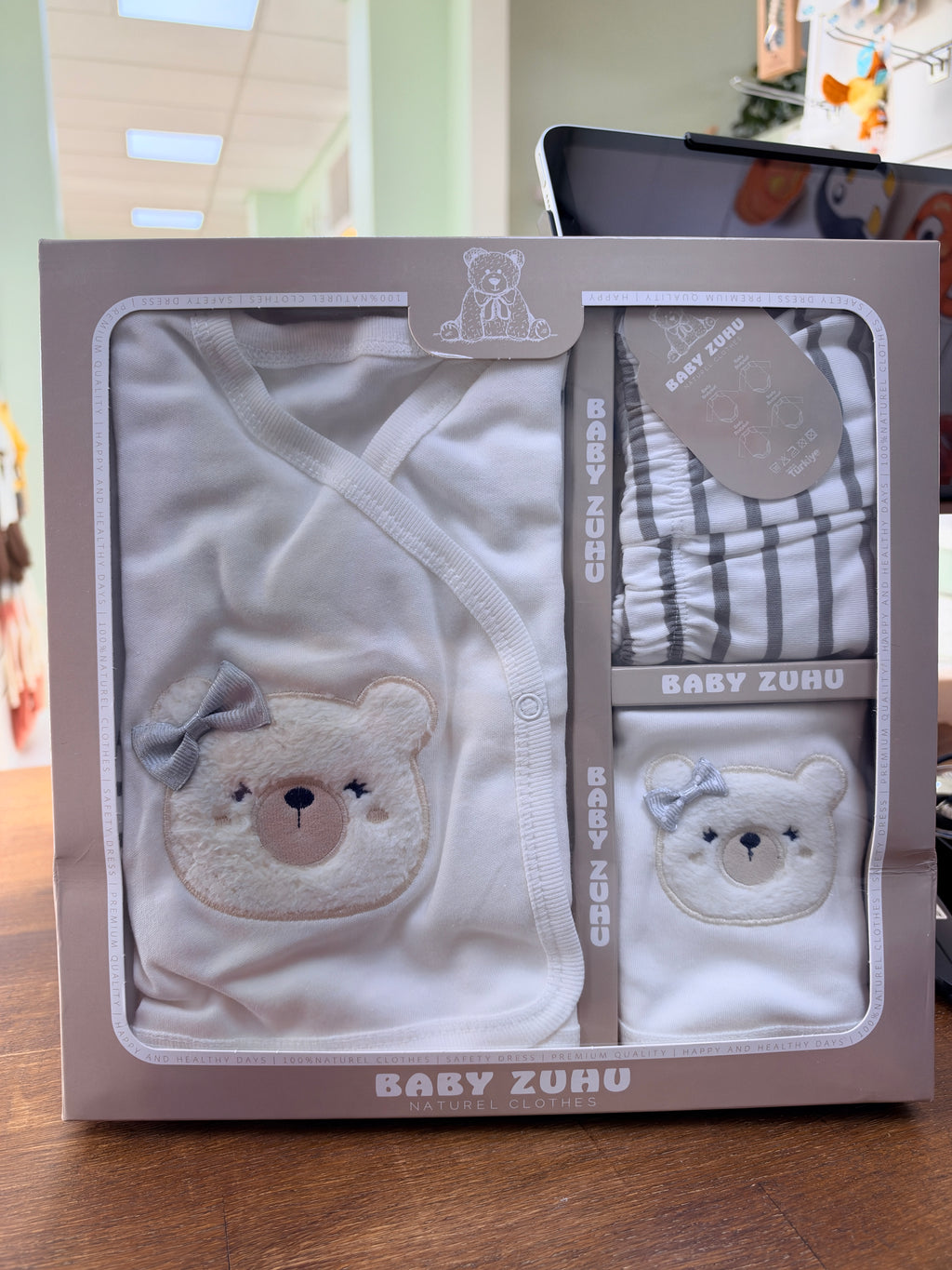 Baby Zuhu 5-Delige Newborn Babyset – Teddy Bear | Crème & Grijs