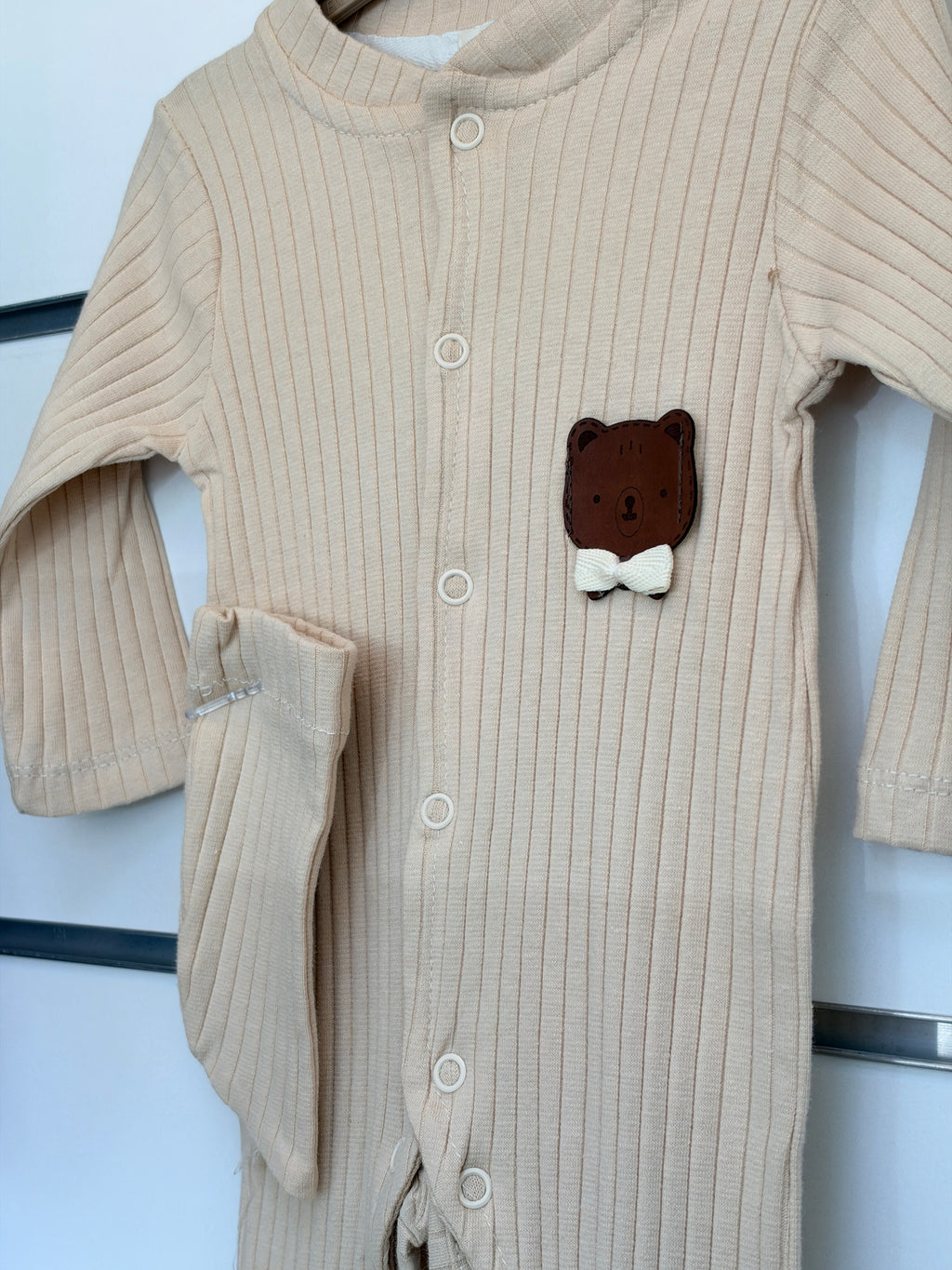 Baby Rib Romper met Voetjes & Haarband – Oudroze | Teddy Bear