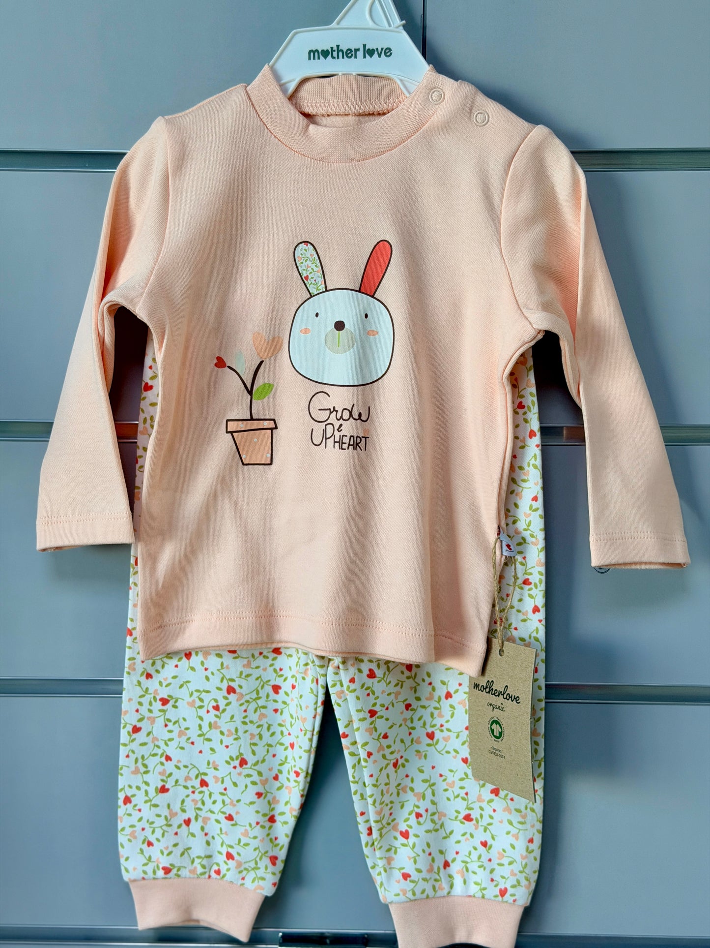 Pyjama Set – Perzik met Bloemenbroek